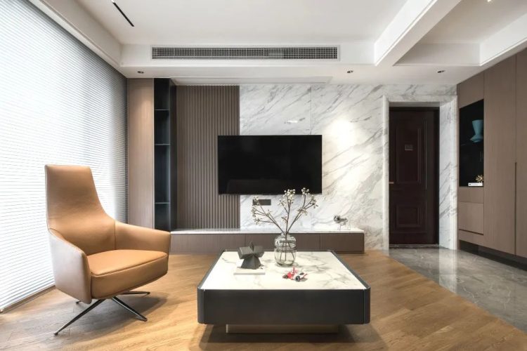 131m²现代四居室，背景墙拼接设计超赞！