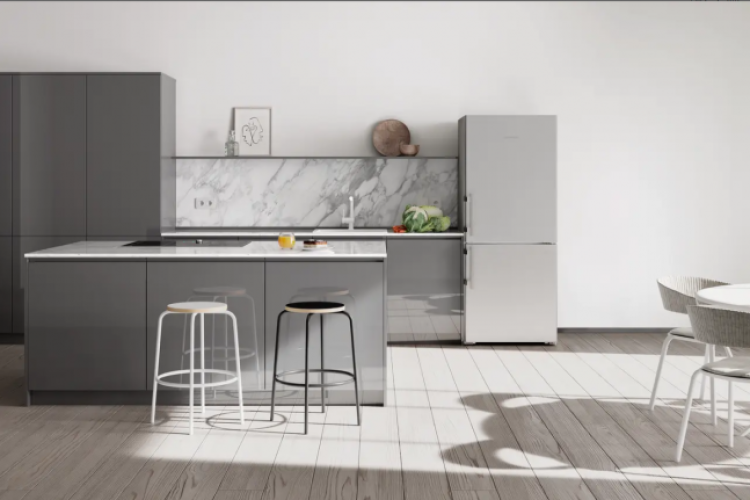 Liebherr利普赫尔臻献CBNsdh 7653冷藏冷冻组合冰箱，共赴春日好食光